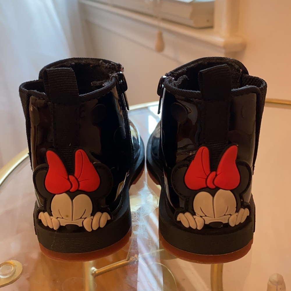 Baby girl Zara Minnie Mouse boots - size 3.5 like new
